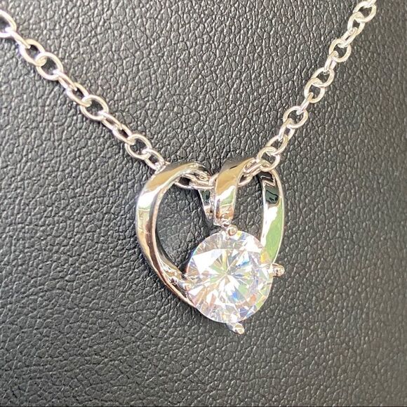 Swarovski Crystals Heart Silver Necklace - Picture 6 of 7